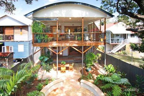 47 Wilfred St, Lota, QLD 4179