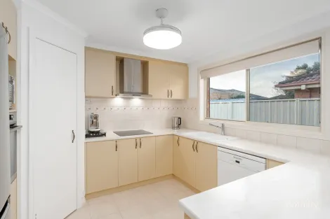 Property photo of 35 Laguna Place Grovedale VIC 3216