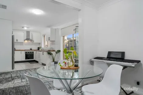 Property photo of 5 Boab Place Casula NSW 2170