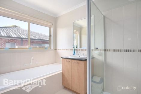 Property photo of 49 Silver Gum Drive Pakenham VIC 3810