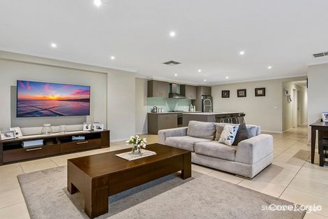 Property photo of 16 Maddock Drive Cranbourne East VIC 3977