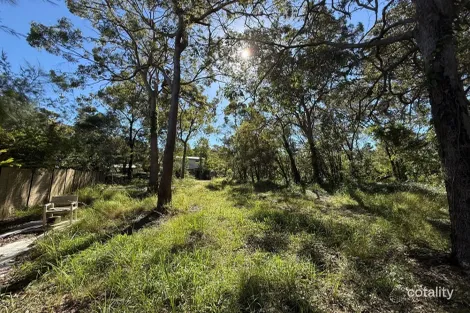Property photo of 10 Pier Haven Lamb Island QLD 4184