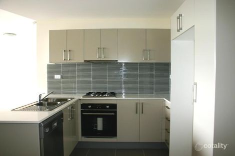 Property photo of 9/12 Parkside Crescent Campbelltown NSW 2560