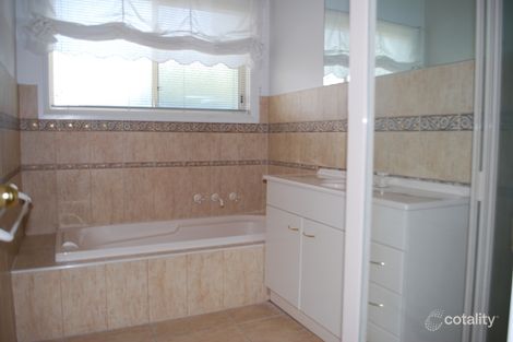 Property photo of 29 Bellshire Place Mount Gambier SA 5290