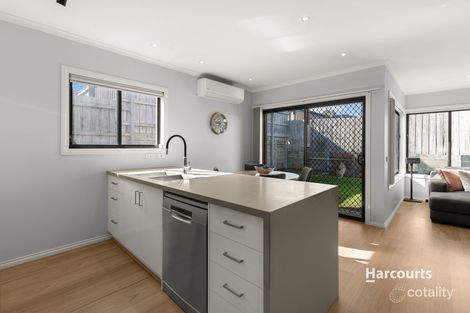 Property photo of 10/103 Army Road Pakenham VIC 3810