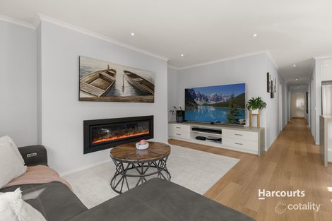 Property photo of 10/103 Army Road Pakenham VIC 3810