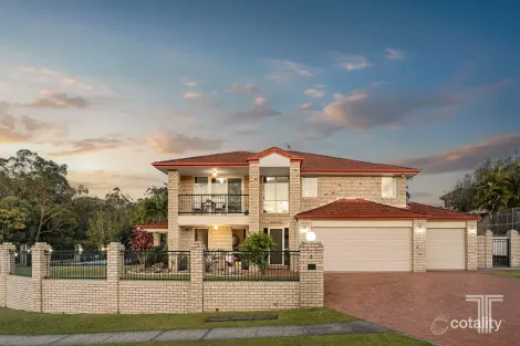 Property photo of 4 Kauri Street Carindale QLD 4152