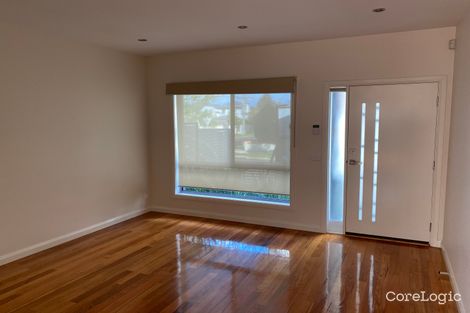 Property photo of 32 Arndt Road Pascoe Vale VIC 3044