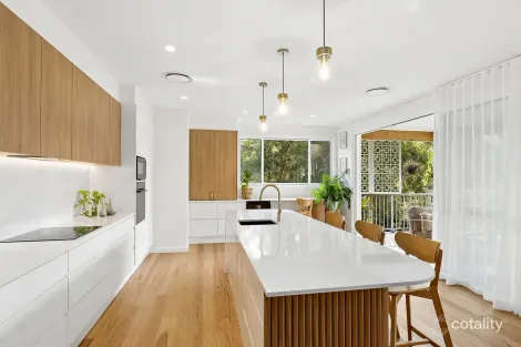 Property photo of 17 Hillside Road Avoca Beach NSW 2251