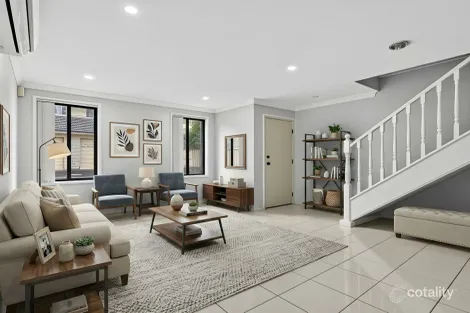 4/2 Baldwin Ave, Glenfield, NSW 2167