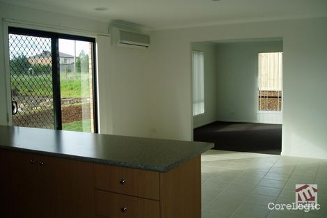 Property photo of 3 Golden Way Skye VIC 3977