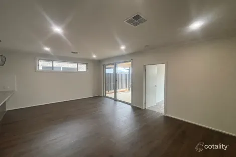 Property photo of 4 Baeckea Street Andrews Farm SA 5114