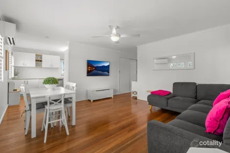 Property photo of 41 McFadden Street Wynnum QLD 4178