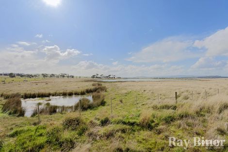 Property photo of 11 Chomley Way Mickleham VIC 3064