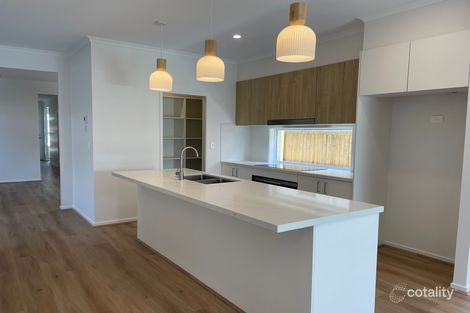 38 Dugong Cres, Deception Bay, QLD 4508