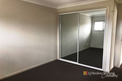 Property photo of 1 Evergreen Parade Woongarrah NSW 2259
