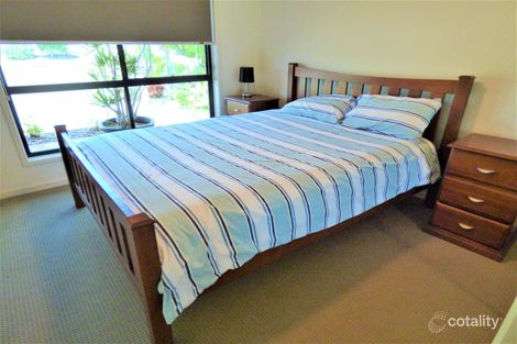 Property photo of 31 Acacia Crescent Tin Can Bay QLD 4580