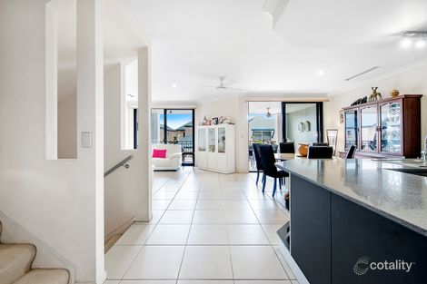 Property photo of 3203 Central Place Carrara QLD 4211
