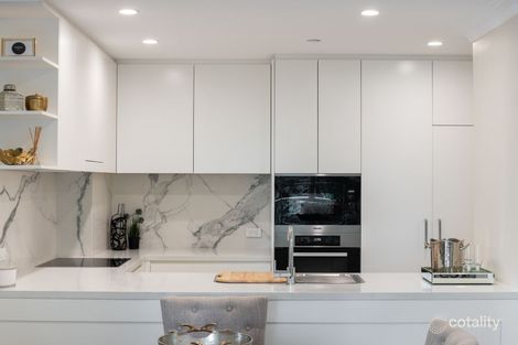 Property photo of 56/61-69 Roslyn Gardens Elizabeth Bay NSW 2011