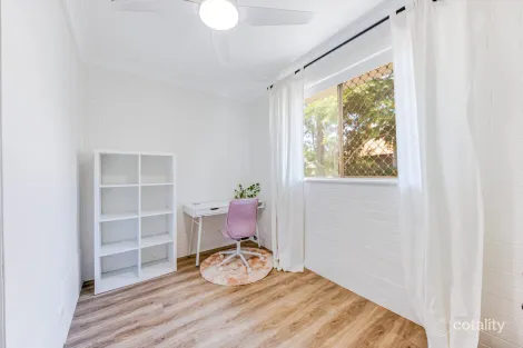 Property photo of 4/65 Yakola Parade Alexandra Headland QLD 4572