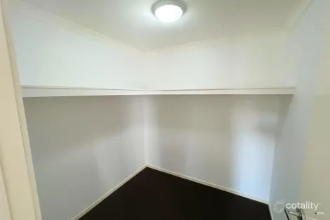Property photo of 32 Driver Terrace Glenroy NSW 2640