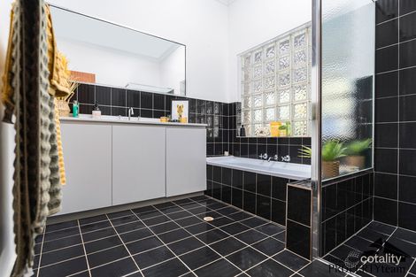 Property photo of 656 Chapman Road Glenfield WA 6532