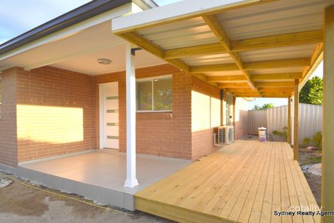 24 Lyrebird Cres, Green Valley, NSW 2168