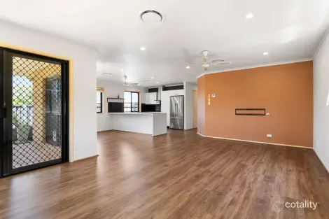 Property photo of 13 Gower Street Holland Park West QLD 4121