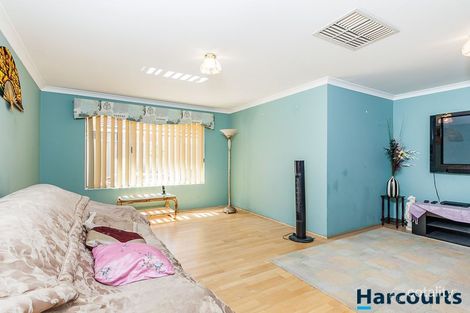 Property photo of 16 Kippilaw Loop Carramar WA 6031