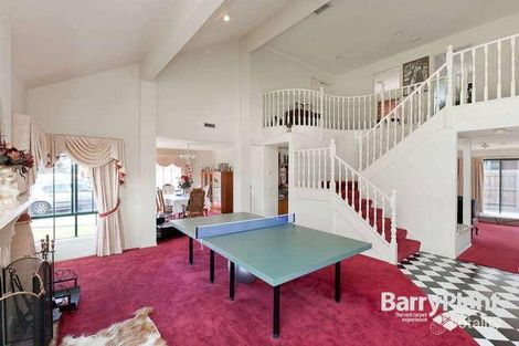 Property photo of 2 Shaw Close Dandenong North VIC 3175