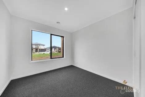 Property photo of 4 Kindness Road Tarneit VIC 3029
