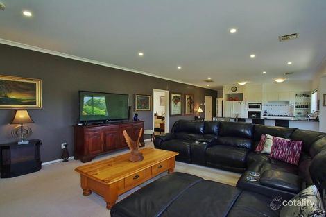 Property photo of 2 Blackmore Street Chum Creek VIC 3777