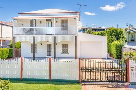 Property photo of 27 Stratton Terrace Wynnum QLD 4178