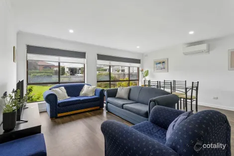 Property photo of 16 Third Avenue Rosebud VIC 3939