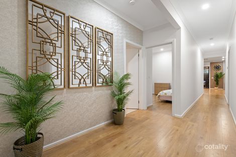 Property photo of 9 Annabelle Boulevard Keysborough VIC 3173