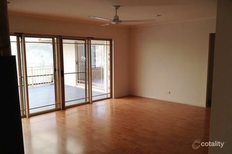 Property photo of 27 Corringle Close Helensvale QLD 4212