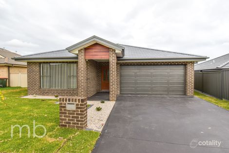 11 Buckland Dr, Orange, NSW 2800