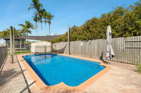 Property photo of 17 Lorne Court Beaconsfield QLD 4740