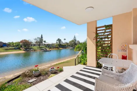Property photo of 1/4 Dunlop Court Mermaid Waters QLD 4218