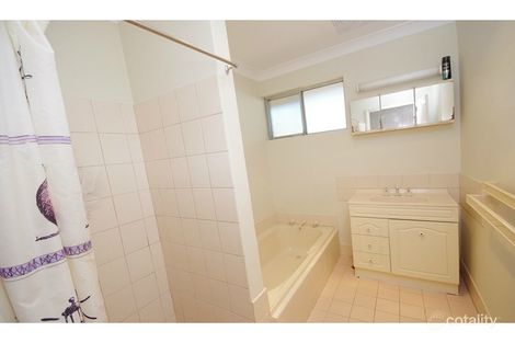 Property photo of 2 Ellesmere Road Swan View WA 6056