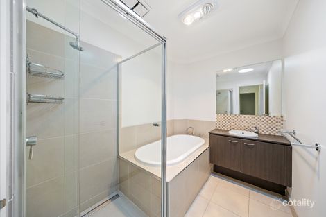 Property photo of 27 Livida Circuit Lyndhurst VIC 3975