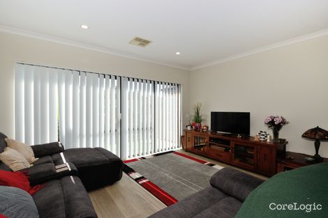 Property photo of 2/76 Wellard Road Calista WA 6167