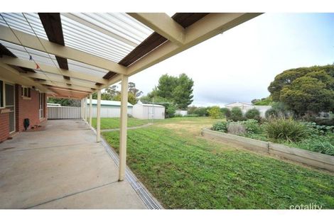 Property photo of 27 Queen Street Kangaroo Flat VIC 3555