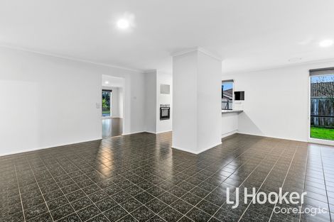 Property photo of 16 Josephine Avenue Cranbourne North VIC 3977