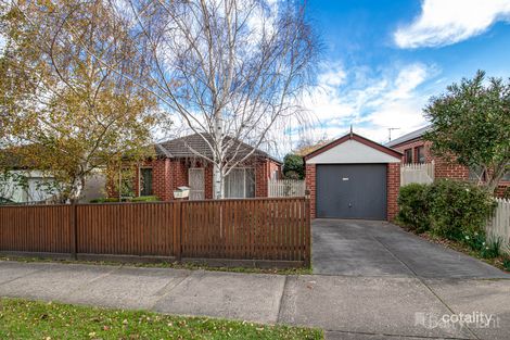 Property photo of 23 William Road Berwick VIC 3806