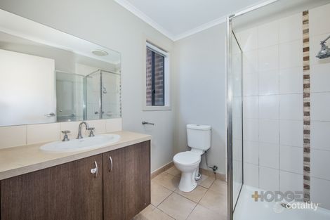 Property photo of 4 Billabong Crescent Tarneit VIC 3029