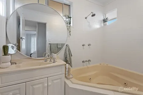 Property photo of 23 Angus Street Rangeville QLD 4350