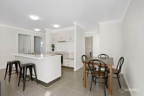 Property photo of 2 Sunbird Lane Andergrove QLD 4740