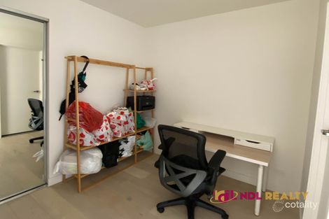 Property photo of 802/9 Dryburgh Street West Melbourne VIC 3003