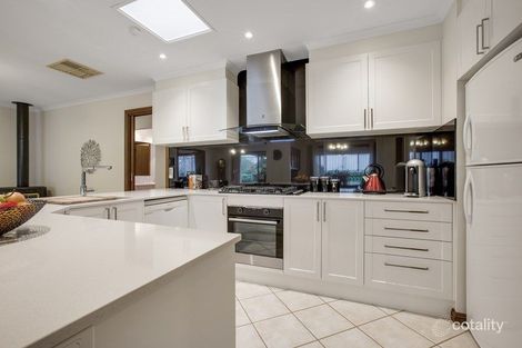 Property photo of 3 Lorraine Court Morphett Vale SA 5162